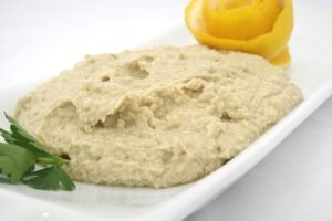 hummus-812675_640